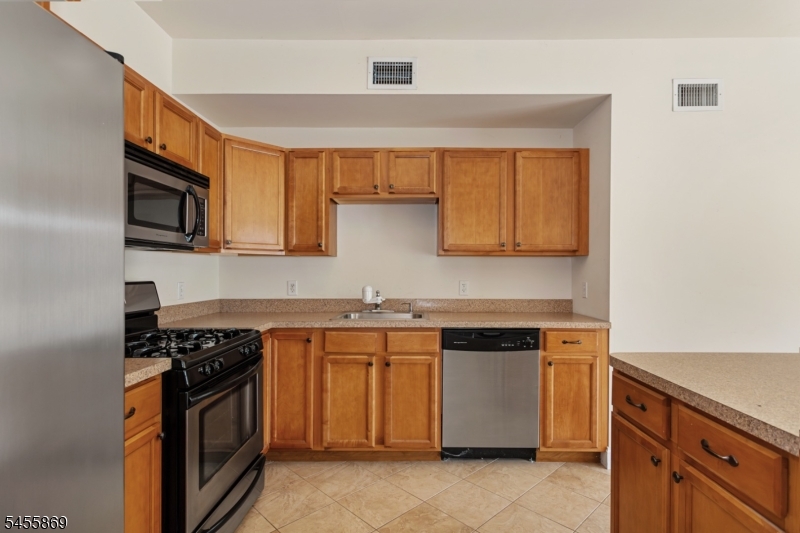 1677 Springfield Ave 2