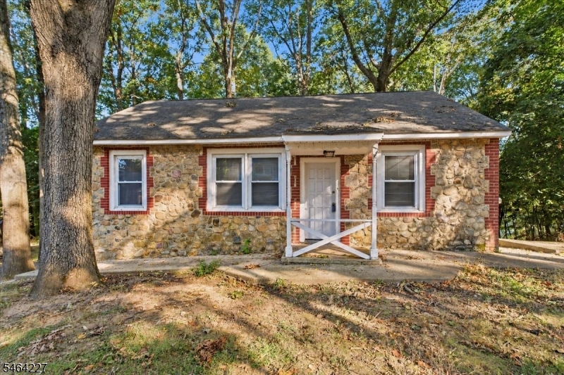 601 Succasunna Rd