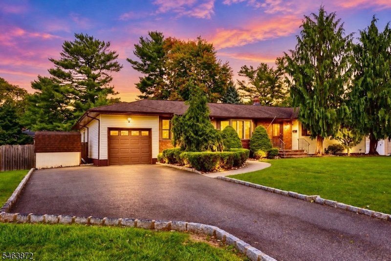 77 Schwin Drive