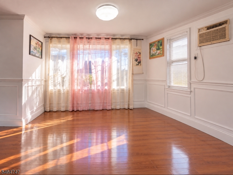 130 Erie St