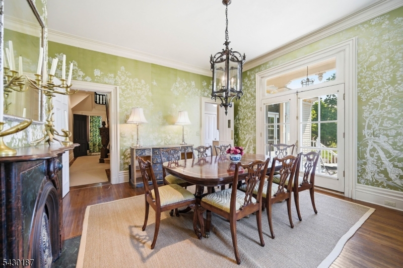 dining room