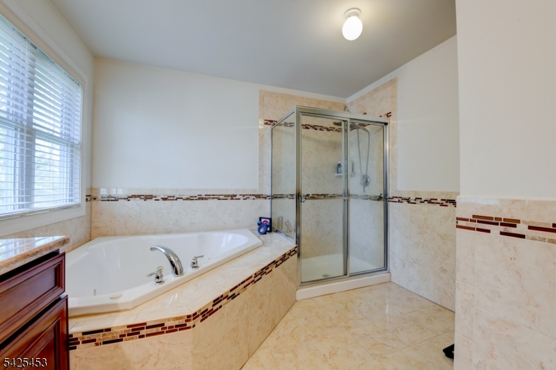 Primary Suite Bathroom