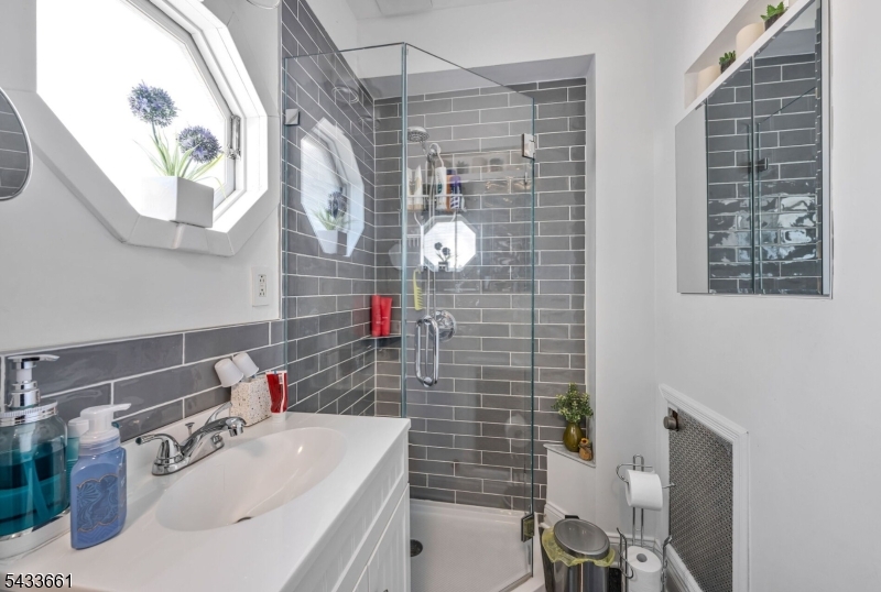 Unit 1 Bath