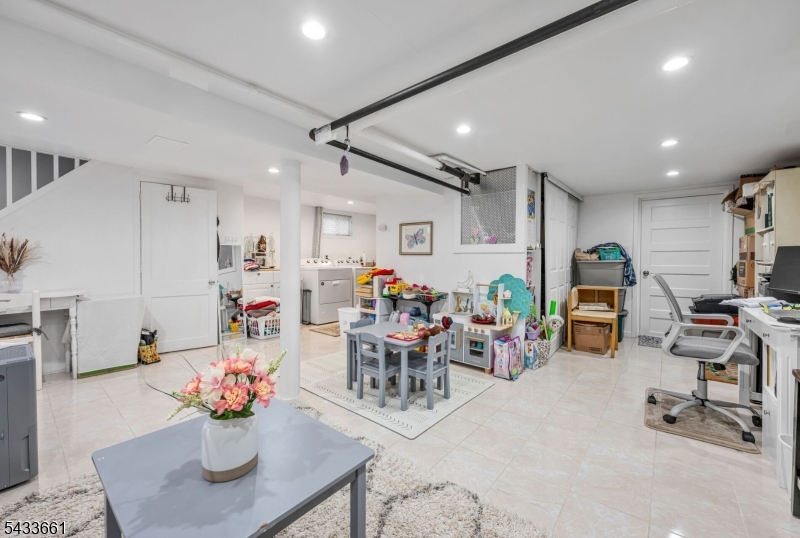 Unit 1 Lower Level