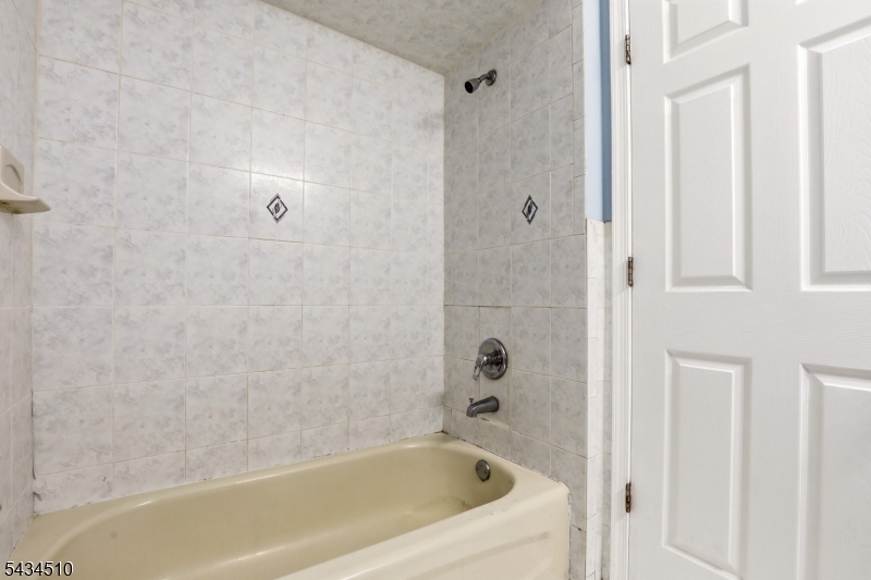 Bathrooom