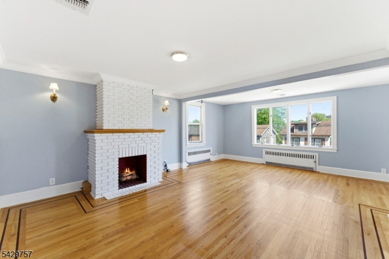 773 Kingsland Ave, Ridgefield Boro, NJ 07657 Listing Photo  0