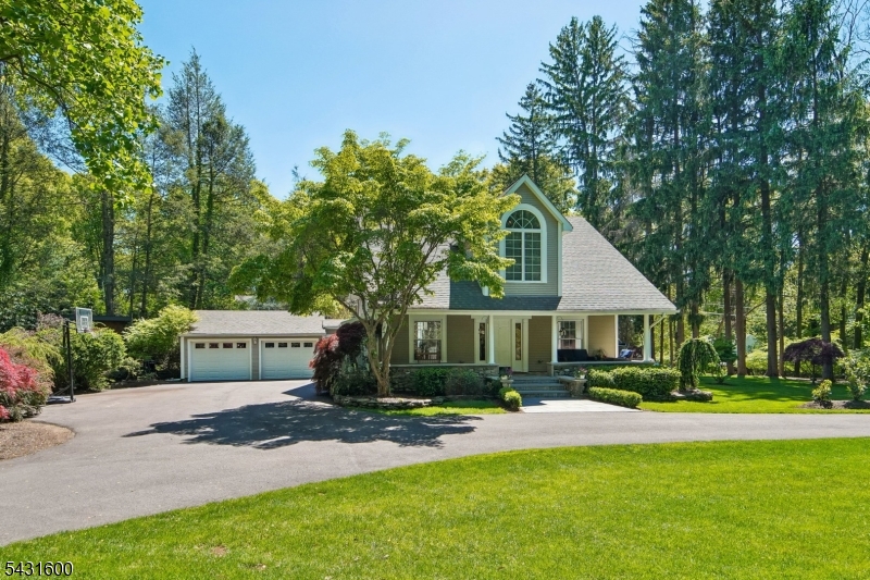 42 Hillside Ave, Upper Saddle River Boro, NJ 07458 Listing Photo  0