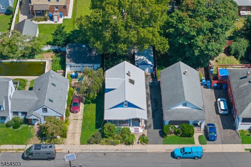 9 Cornell St