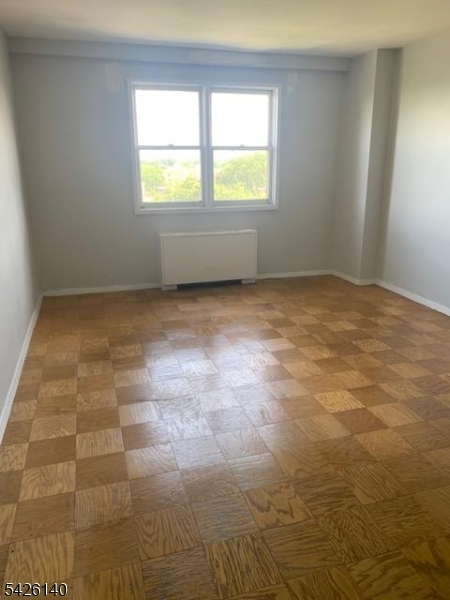 39 E 39th St 7R