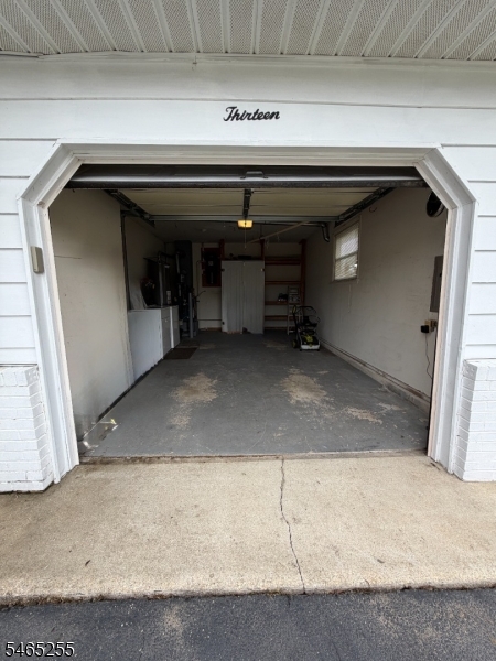 13 Venezia St