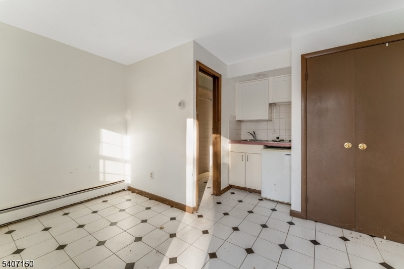 Cottage House Studio Apartment