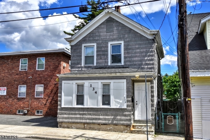 134 N 8Th St, Paterson City, NJ 07522 Listing Photo  0
