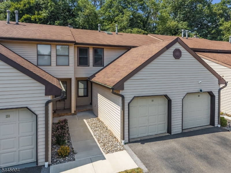 111 Sequoia Ct