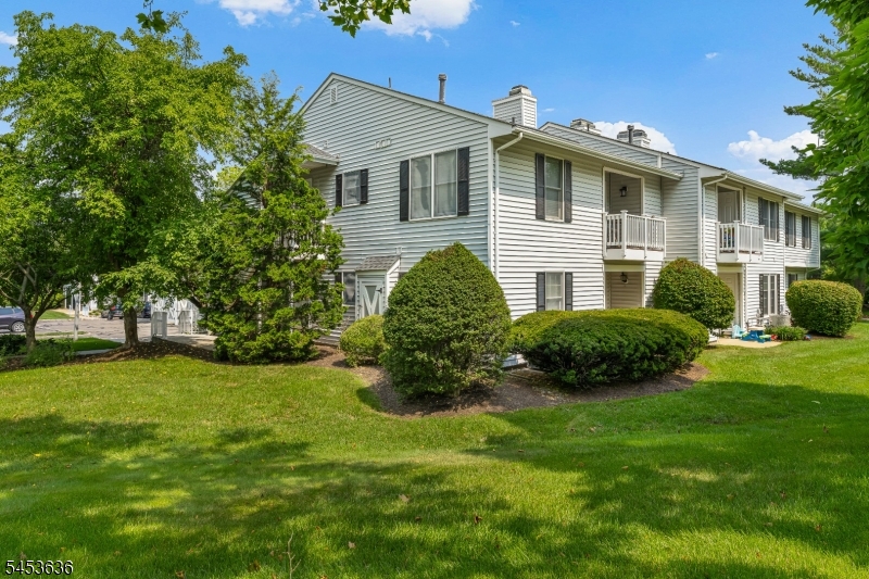 309 Sparrow Ct