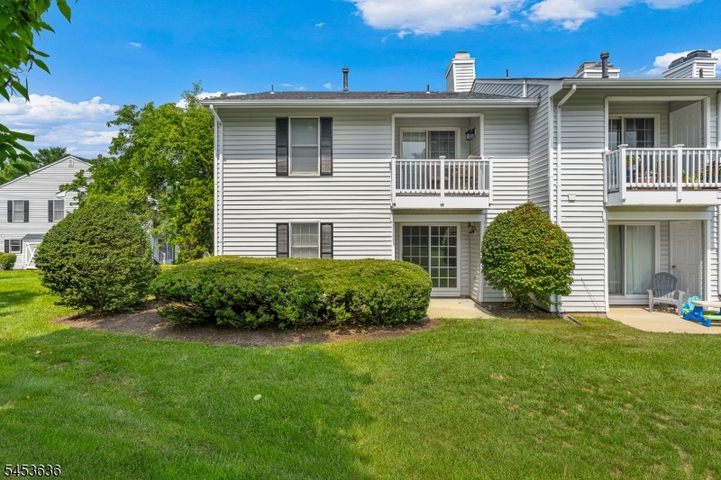 309 Sparrow Ct