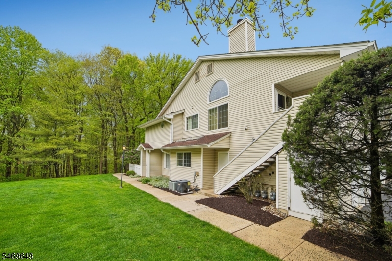 10 Quincy Ct