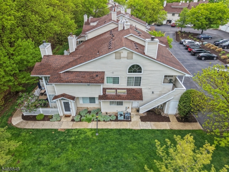 10 Quincy Ct
