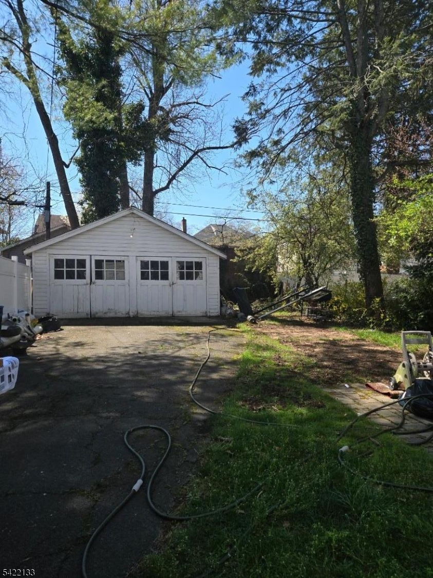 garage