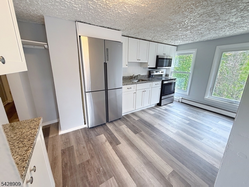 174 Main St, #3R, Franklin Boro, NJ 07416 Listing Photo  0