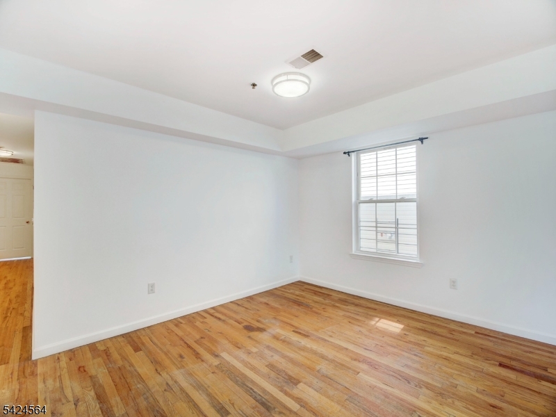 54-56 Bragaw Ave, Newark City, NJ 07112 Listing Photo  0