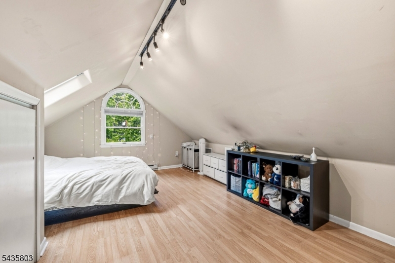 3RD FL - 4TH BEDROOM