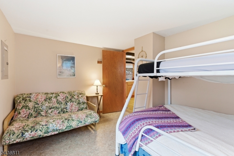 Bedroom 3/Office