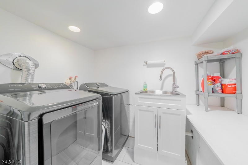 Lower-Level Laundry
