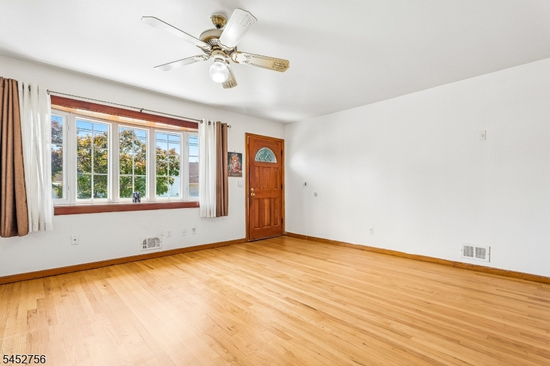 124 Sonora Ave