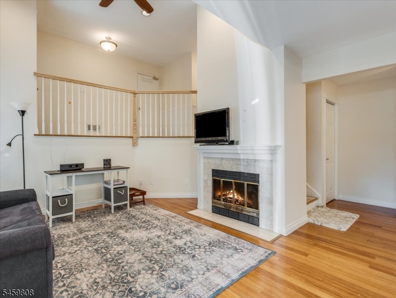 2 Black Walnut Ln H