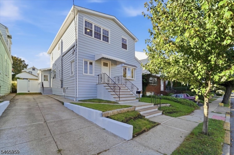 95 Rutherford Pl