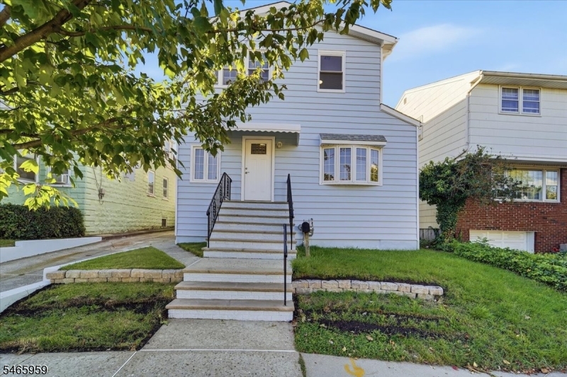 95 Rutherford Pl