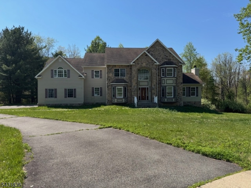 15 Berry Ct, Mount Olive Twp., NJ 07836 Listing Photo  0