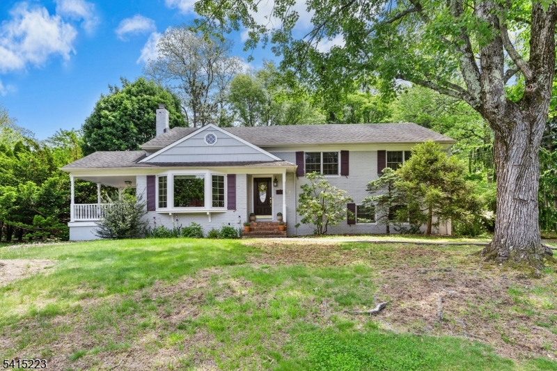 33 Carol Rd, Westfield Town, NJ 07090 Listing Photo  0