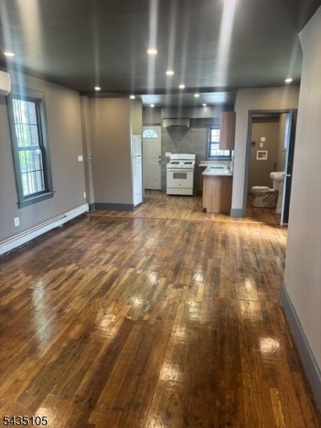 Living/Dinning Area