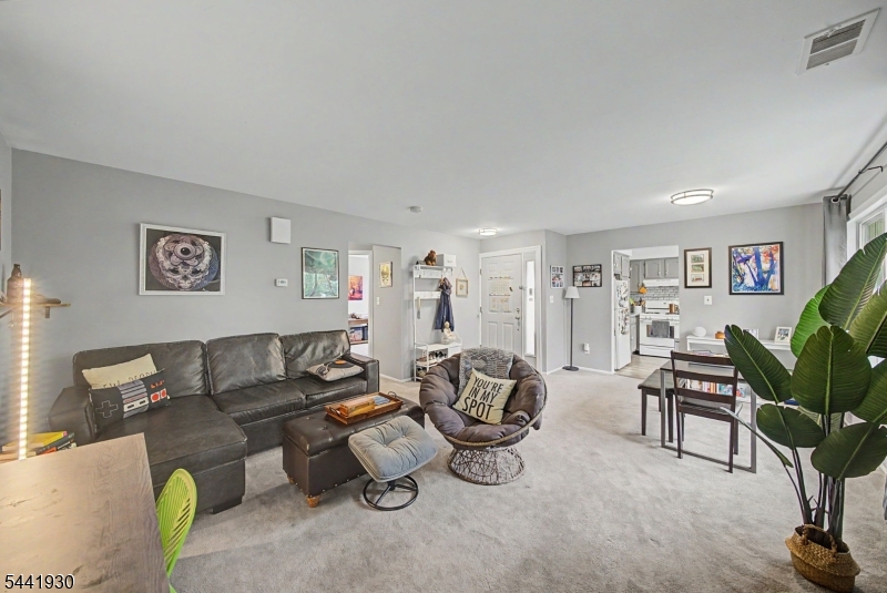 111 Country Club-10 10