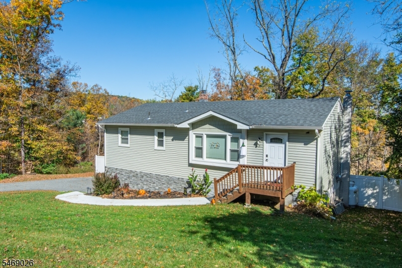 3 Gardenia Rd