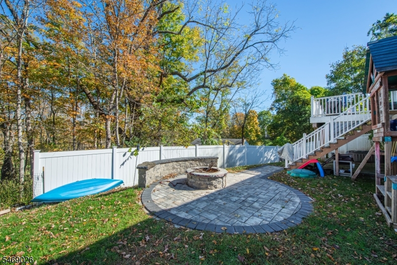 3 Gardenia Rd