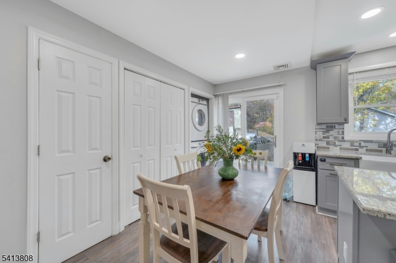 Laundry, Closet &Basement Strs