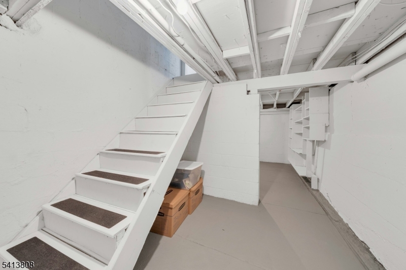 Basement, clean and ready