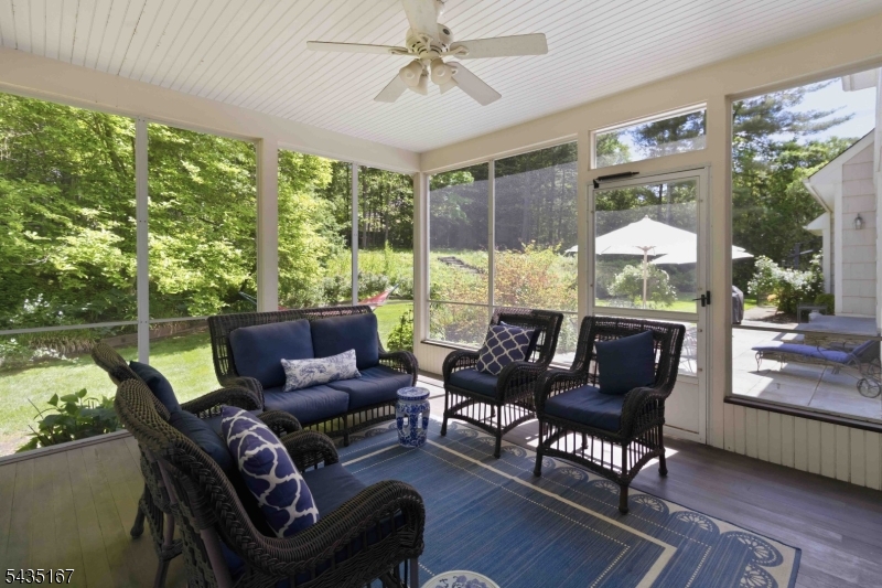 Screened-In Porch