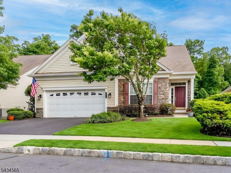 717 Thistle Hill Ln, Franklin Twp., NJ 08873 Listing Photo  0