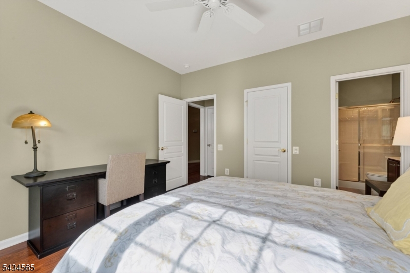 2nd Ensuite Bedroom - 1st Fl