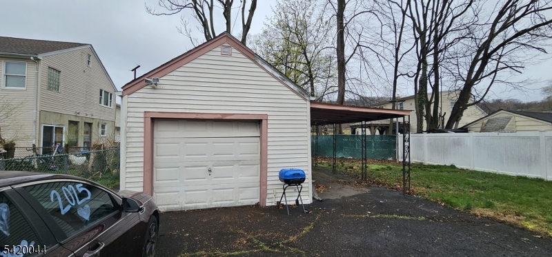 23 Colonial Ave Cv 1