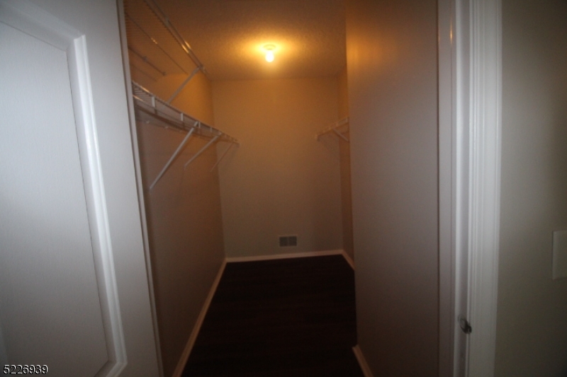 Walk in closet