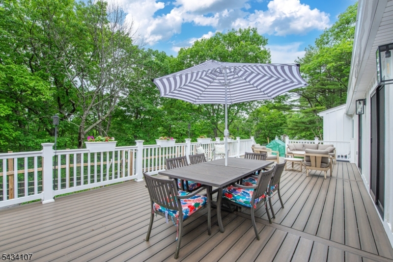 Spacious Deck