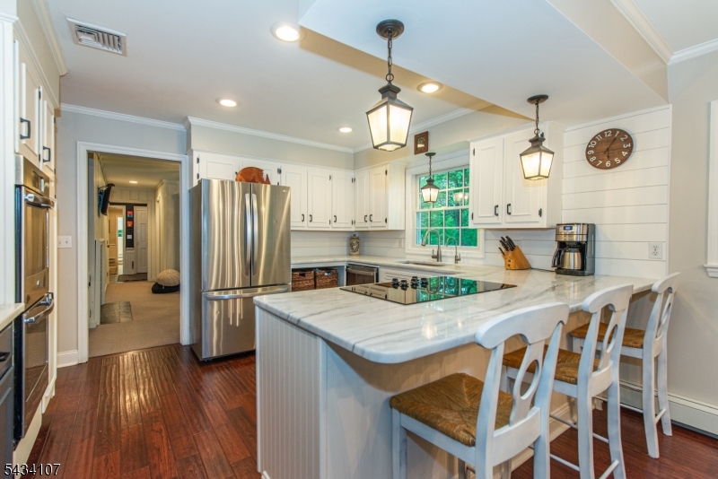 Breakfast Bar