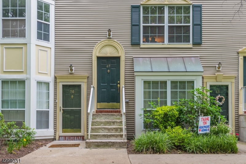 69 Heritage Ct, Montville Twp., NJ 07082 Listing Photo  0