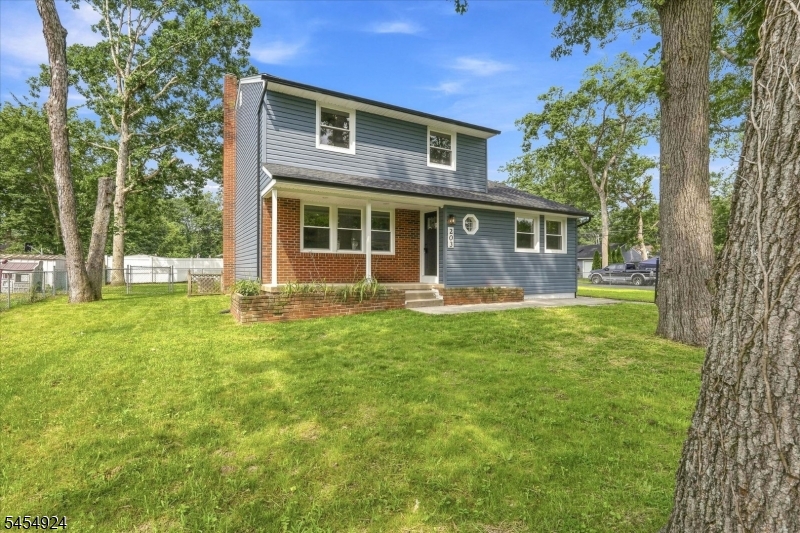 203 Arrabella Ave