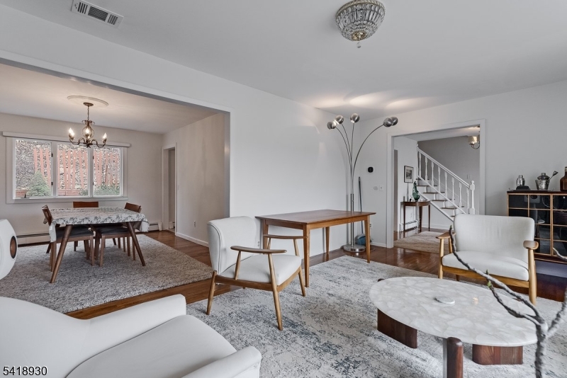 Living Room/Dining Room