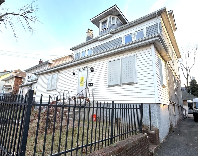 66 Scheerer Ave
